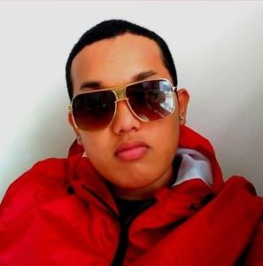 Meet your Posher, Clinton